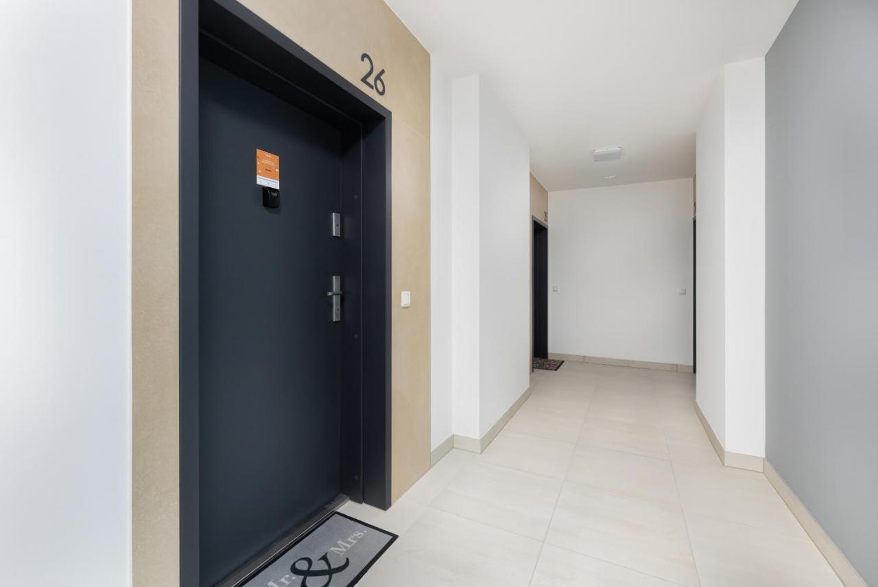 Platinium Apartment By Renters Prestige Rewal Dış mekan fotoğraf